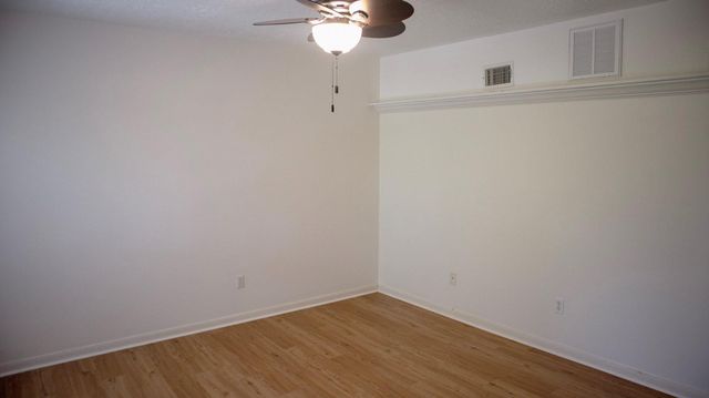 9 Huntsmans Horn Circle, The Woodlands, TX 77380