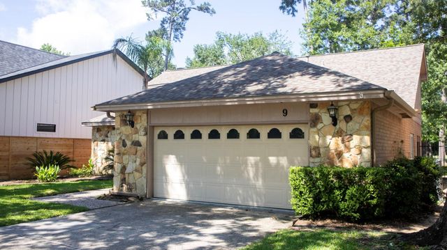 9 Huntsmans Horn Circle, The Woodlands, TX 77380