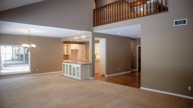 9 Huntsmans Horn Circle, The Woodlands, TX 77380