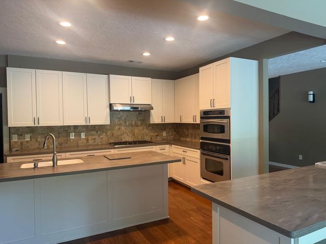 9 Huntsmans Horn Circle, The Woodlands, TX 77380