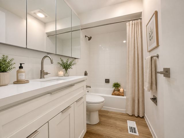 7854 W Cahill Terrace 1, Chicago, IL 60634