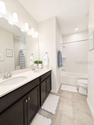 8011 BUSHMASTER AVENUE, Orlando, FL 32832