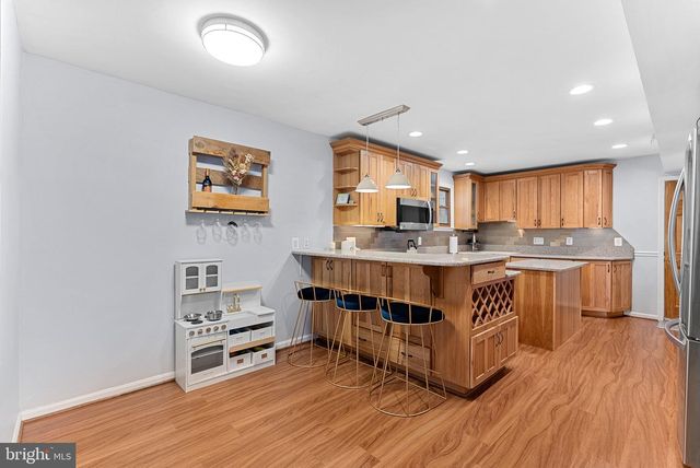 7306 RESERVATION DR, Springfield, VA 22153