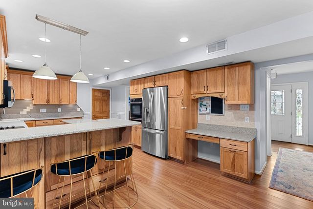 7306 RESERVATION DR, Springfield, VA 22153