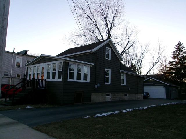 226 N BROOKE STREET, Fond Du Lac, WI 54935