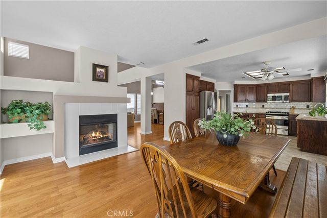 19346 Santa Maria, Newhall, CA 91321