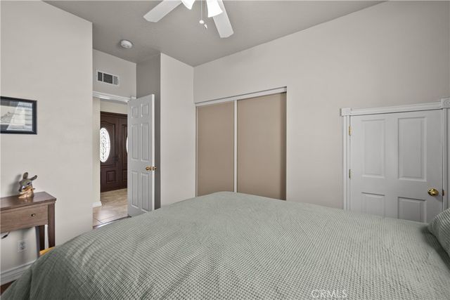 19346 Santa Maria, Newhall, CA 91321