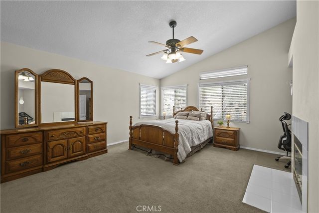 19346 Santa Maria, Newhall, CA 91321