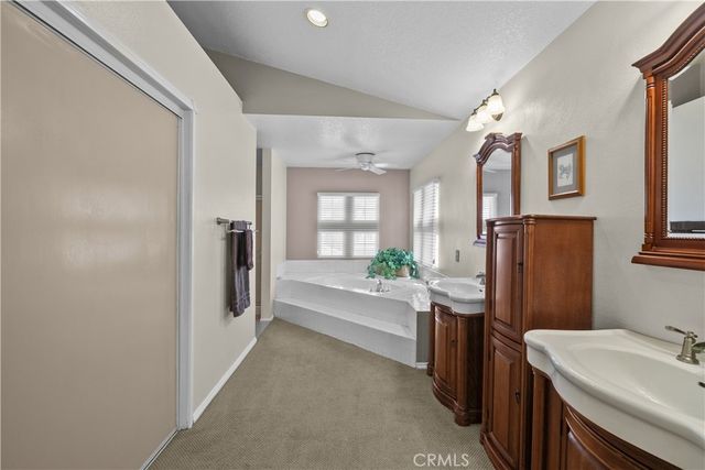 19346 Santa Maria, Newhall, CA 91321