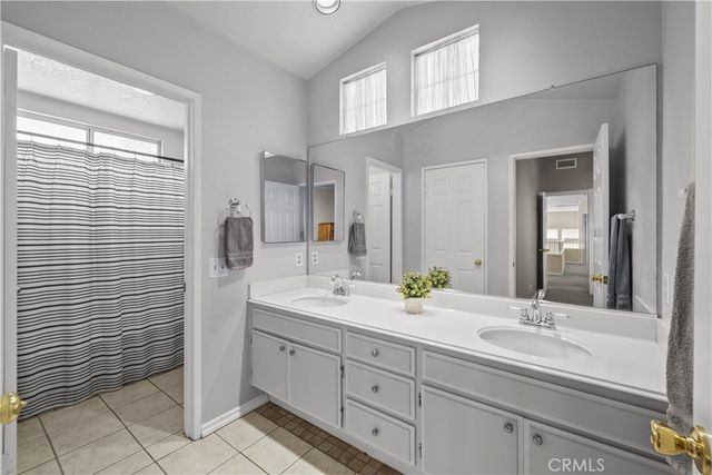 19346 Santa Maria, Newhall, CA 91321