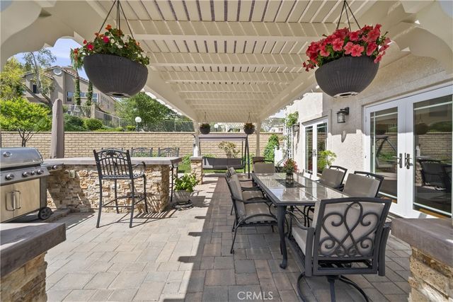 19346 Santa Maria, Newhall, CA 91321