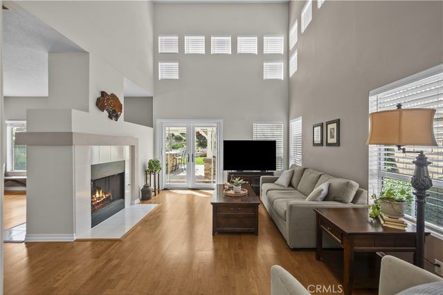 19346 Santa Maria, Newhall, CA 91321