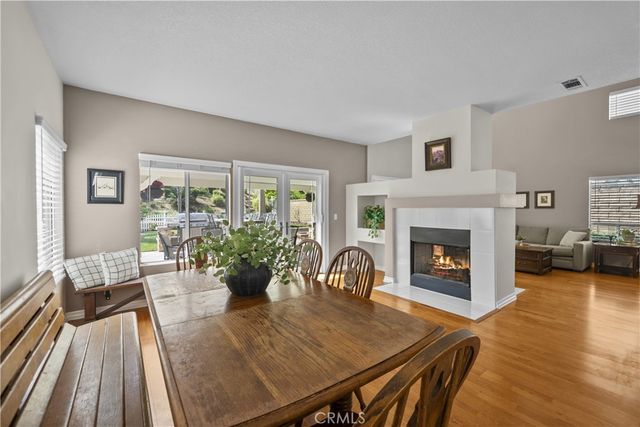 19346 Santa Maria, Newhall, CA 91321