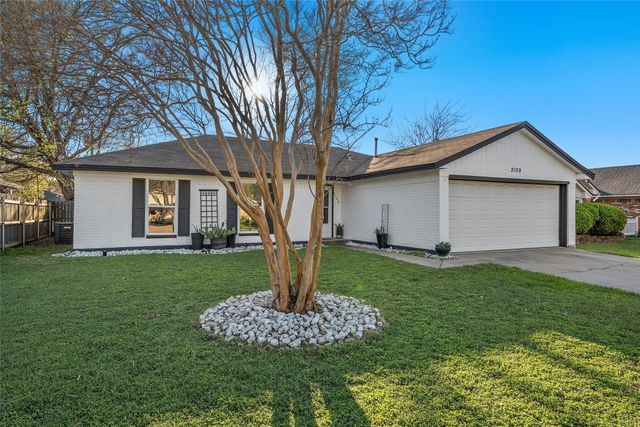 2109 Real, Woodway, TX 76712