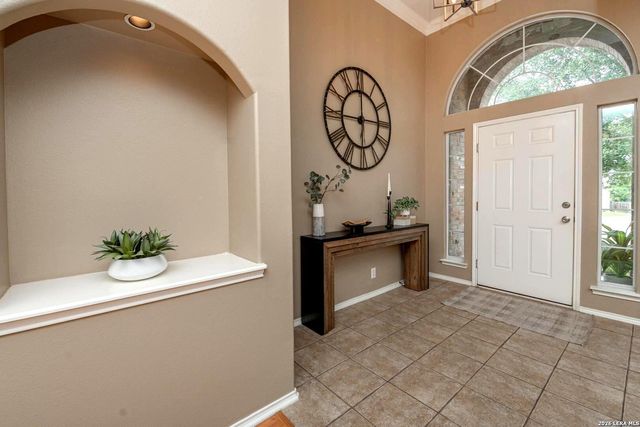 1739 Oakmont Cir, New Braunfels, TX 78132
