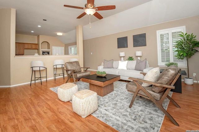 1739 Oakmont Cir, New Braunfels, TX 78132