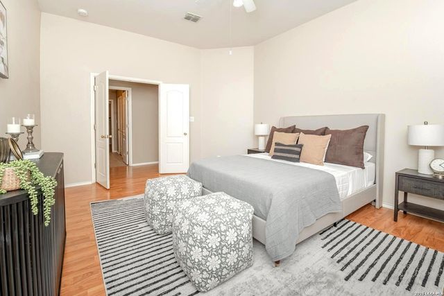 1739 Oakmont Cir, New Braunfels, TX 78132