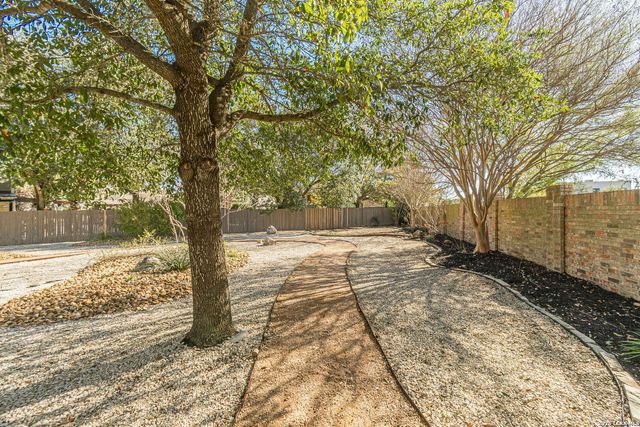 1739 Oakmont Cir, New Braunfels, TX 78132