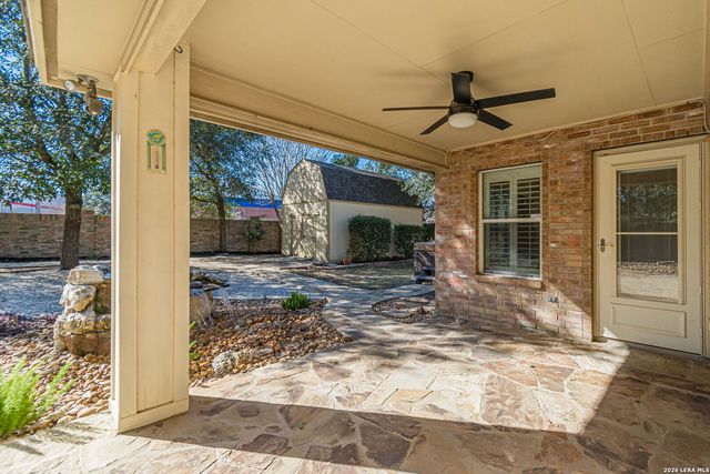 1739 Oakmont Cir, New Braunfels, TX 78132