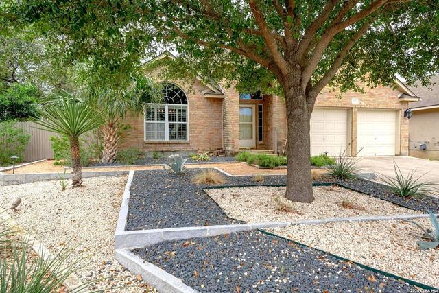 1739 Oakmont Cir, New Braunfels, TX 78132