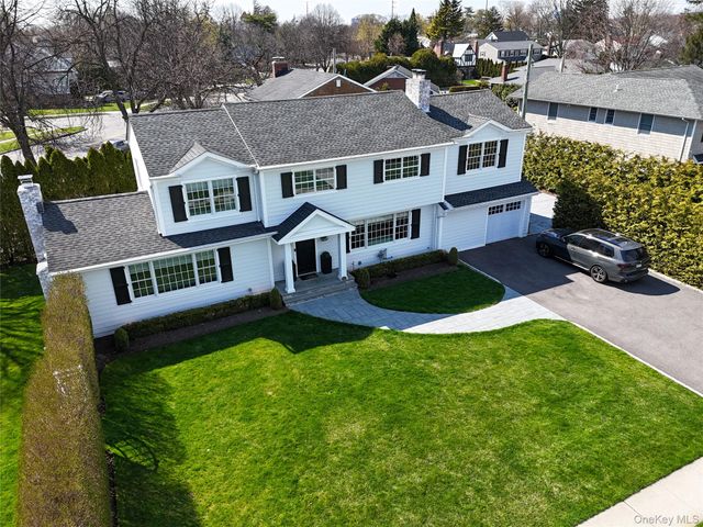 194 Whitehall Boulevard, Garden City, NY 11530