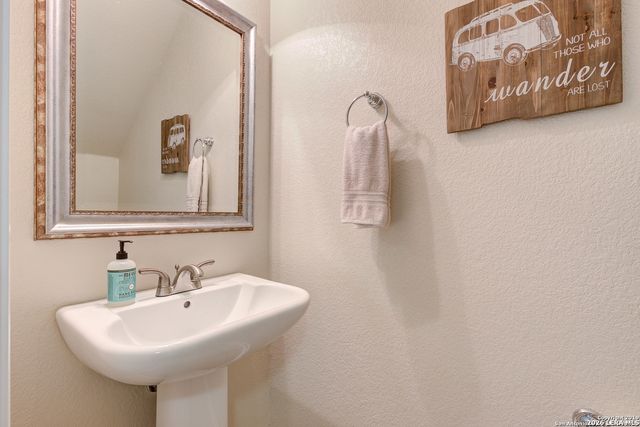 7723 Copper Cave, San Antonio, TX 78249
