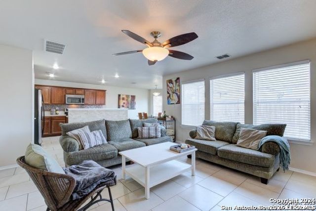 7723 Copper Cave, San Antonio, TX 78249