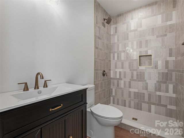 710 Kendal Drive, Leicester, NC 28748