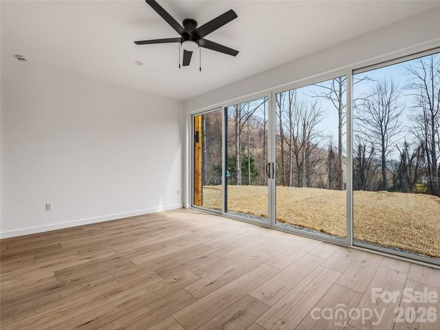 710 Kendal Drive, Leicester, NC 28748