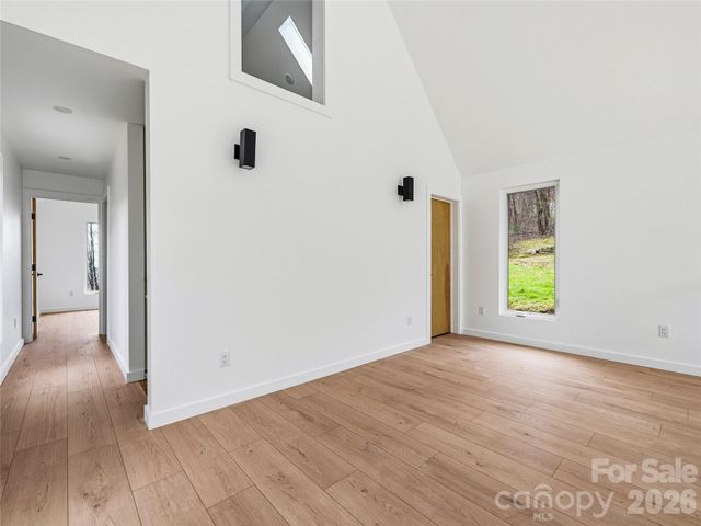 710 Kendal Drive, Leicester, NC 28748