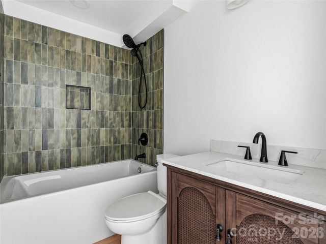 710 Kendal Drive, Leicester, NC 28748