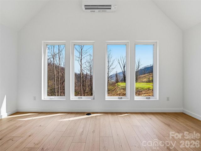 710 Kendal Drive, Leicester, NC 28748