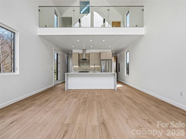 710 Kendal Drive, Leicester, NC 28748