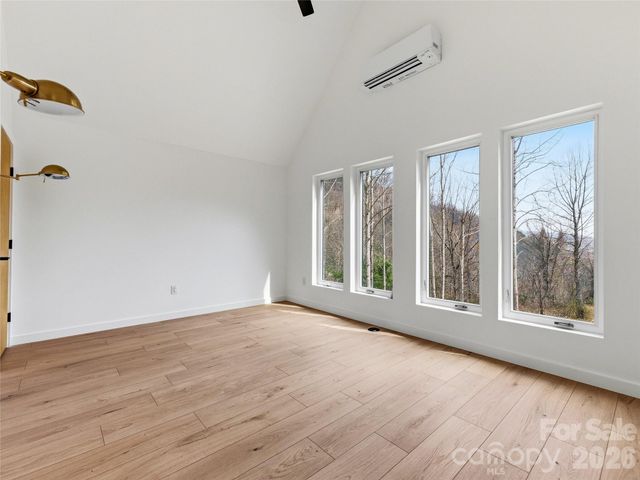 710 Kendal Drive, Leicester, NC 28748