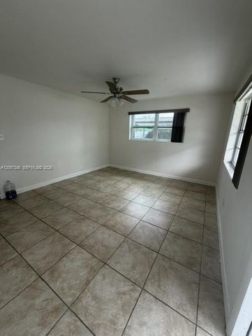 260 Northwest Dr 260, Miami, FL 33126