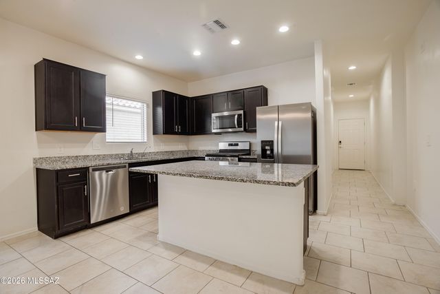 9277 W Creosote Rain Drive, Marana, AZ 85653
