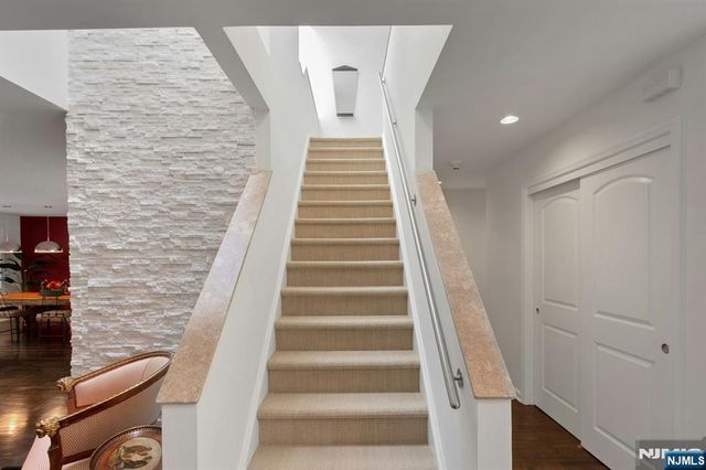 51 Hidden Ledge Road, Englewood, NJ 07631