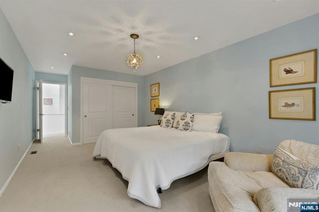 51 Hidden Ledge Road, Englewood, NJ 07631