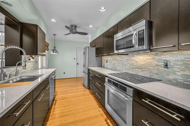 1387 HILL DRIVE, Largo, FL 33770