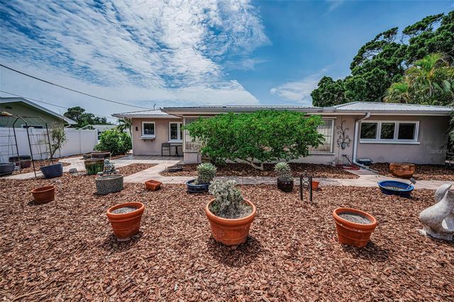 1387 HILL DRIVE, Largo, FL 33770