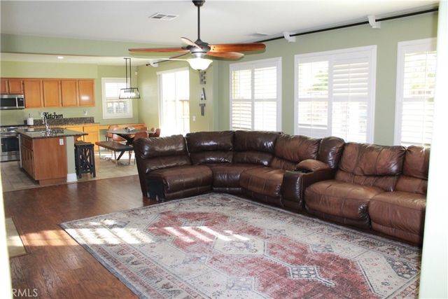 278 Overleaf Way, San Jacinto, CA 92582