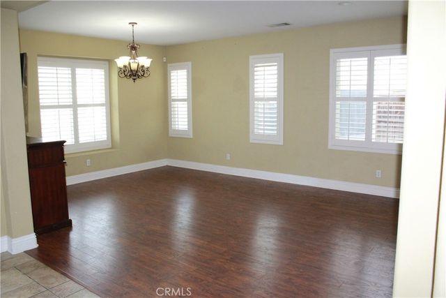 278 Overleaf Way, San Jacinto, CA 92582