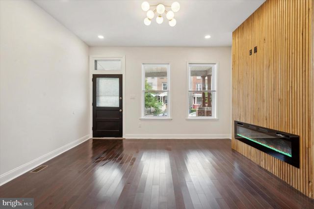 4911 WARRINGTON AVE, Philadelphia, PA 19143