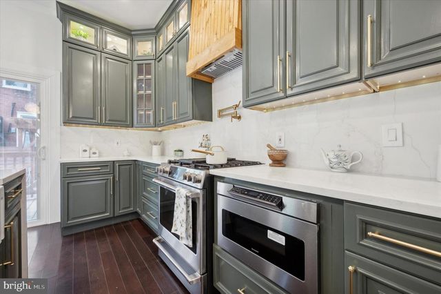 4911 WARRINGTON AVE, Philadelphia, PA 19143