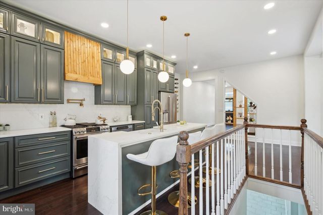 4911 WARRINGTON AVE, Philadelphia, PA 19143