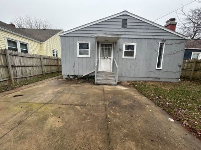 309 S May Street, Joliet, IL 60436