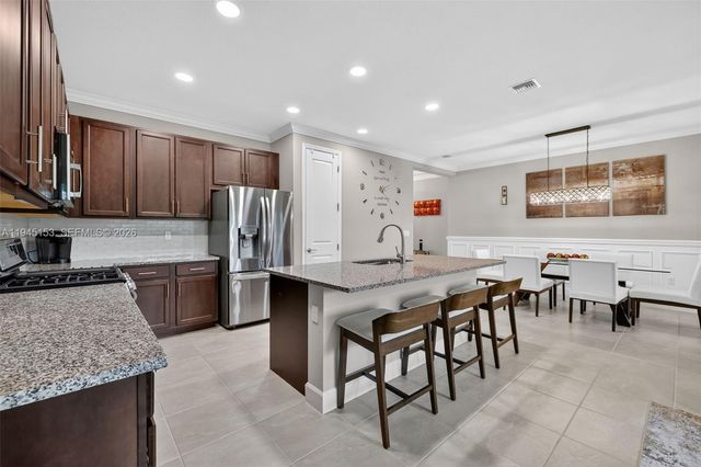 16724 SW Osprey Falls Way, Port St. Lucie, FL 34987