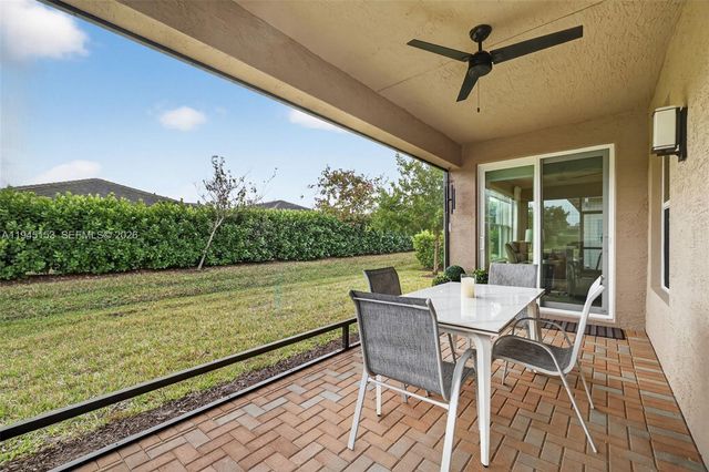 16724 SW Osprey Falls Way, Port St. Lucie, FL 34987