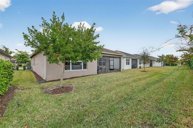 16724 SW Osprey Falls Way, Port St. Lucie, FL 34987