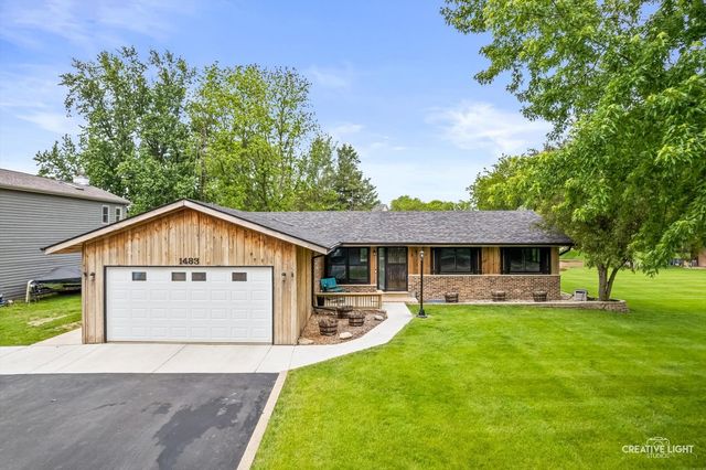 1483 Nova Road, Lake Holiday, IL 60548